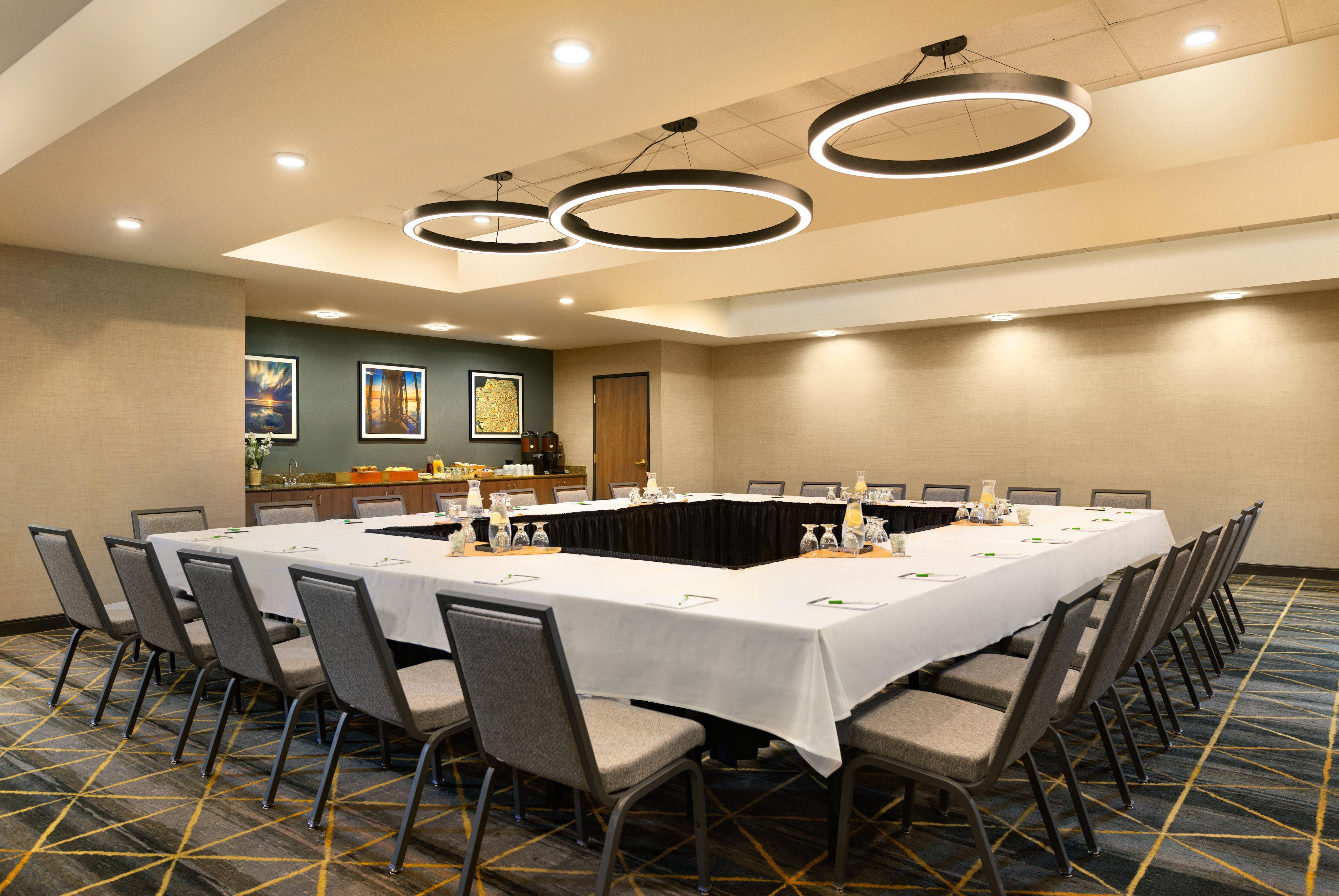Holiday Inn Oakland Airport By Ihg Exterior photo